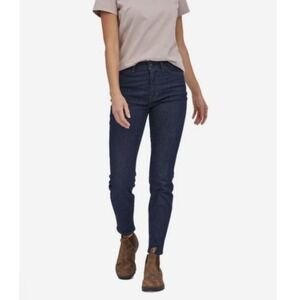 Patagonia Women's Straight Regular Fit Jeans Size 26 Vintage‎ Dark Wash